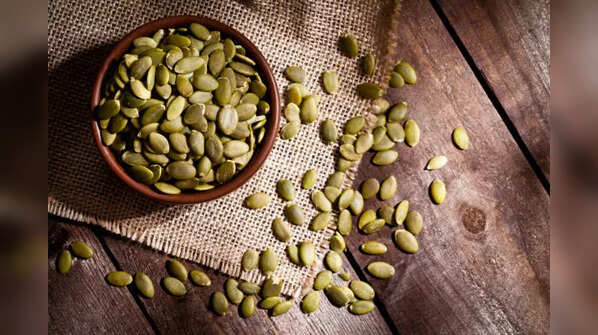 Zinc-rich pumpkin seeds for acne control