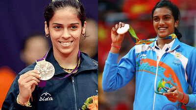 Saina Nehwal and PV Sindhu, former stars of Indian badminton