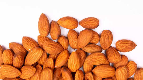 Almonds packed with vitamin E