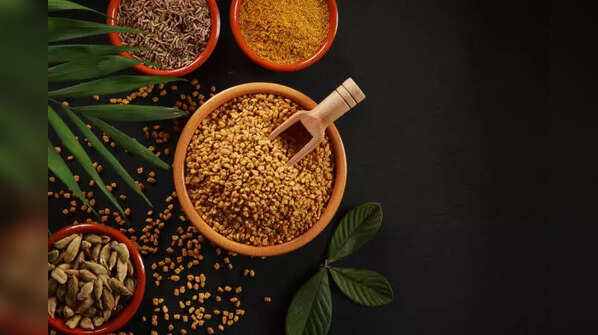 Fenugreek seed powder for thicker hair